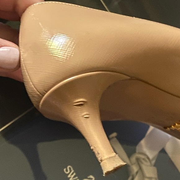 Authentic PRADA nude beige mid heel patent pointed toe heels with COA - Picture 12 of 13